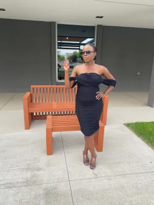 Angela Bodycon midi Black Dress