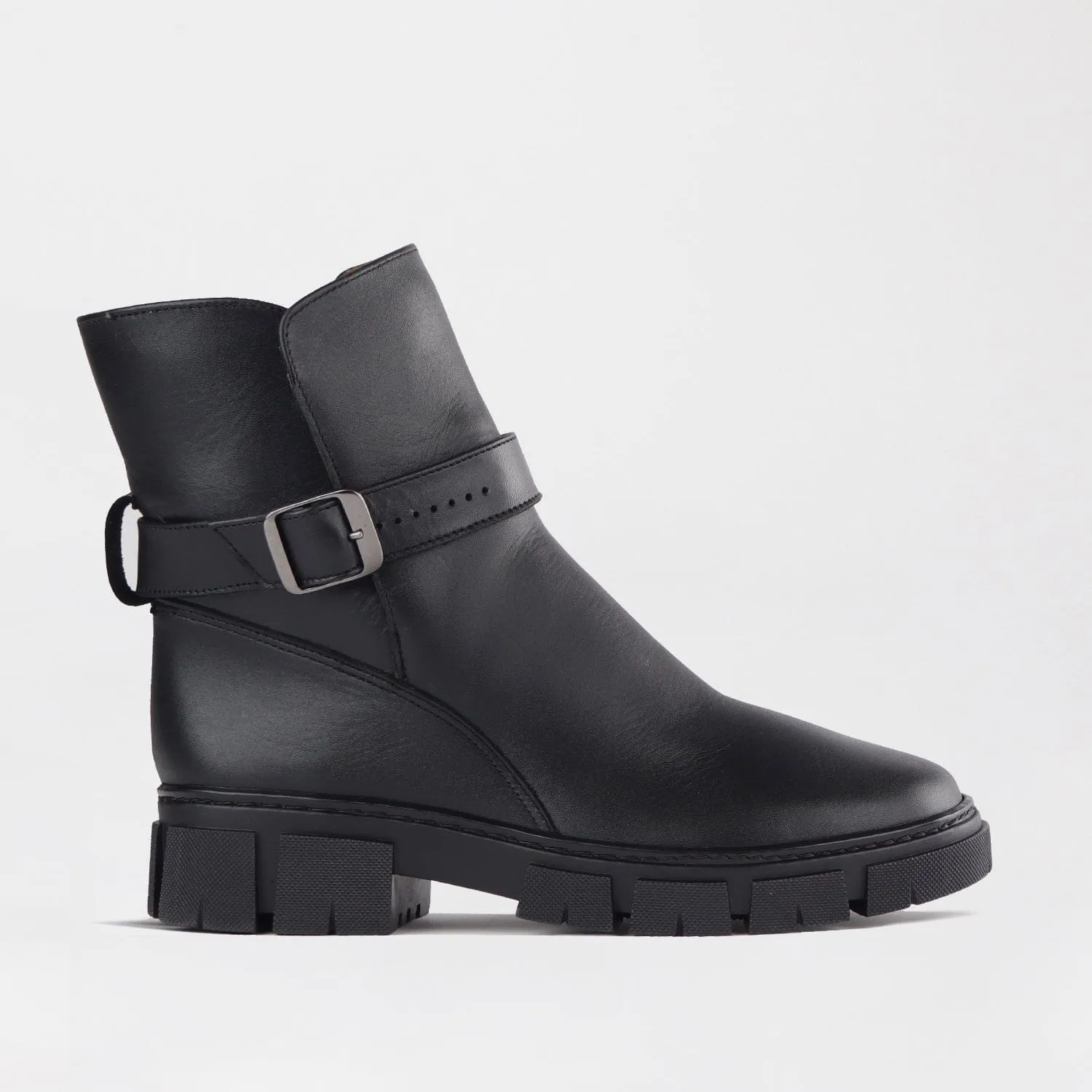 Ankle Boot with a Chunky Twist Sole and Strap in Black - 12799