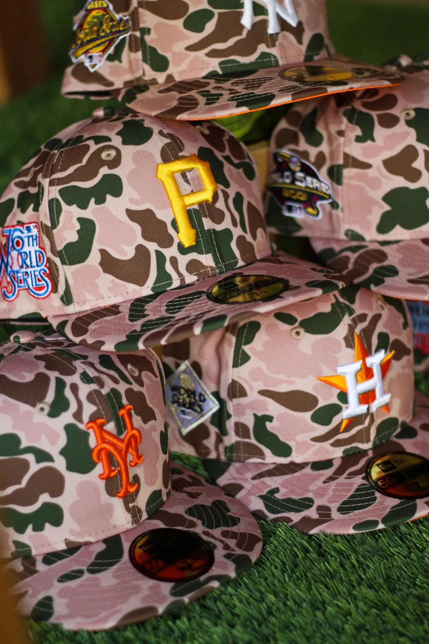 ARIZONA DIAMONDBACKS DUCK CAMO FITTED W/ ORANGE UNDER VISOR