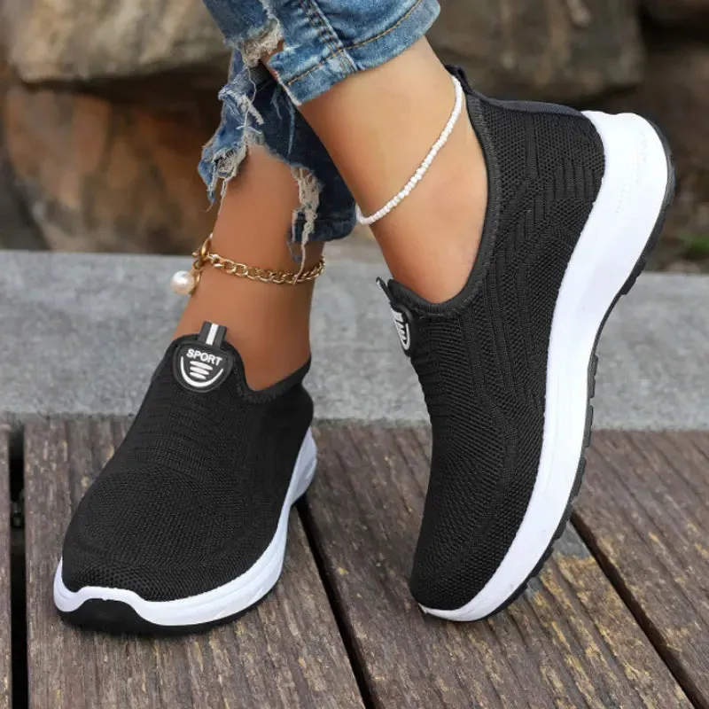 Dasgaus Women's Slip-On Breathable Barefoot Shoes for Casual Spring/Autumn Wear