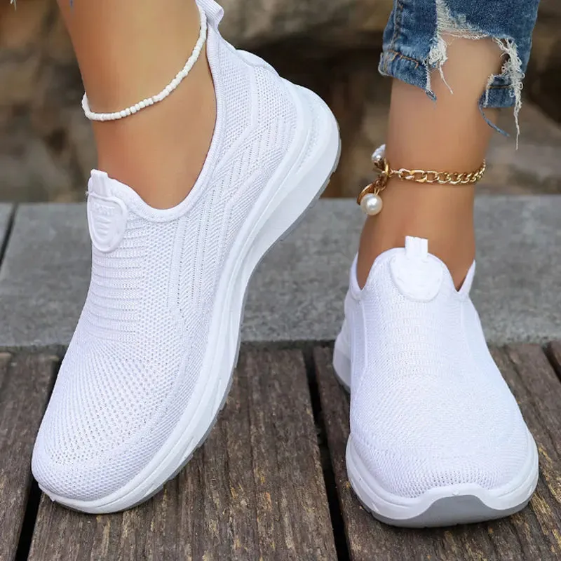 Dasgaus Women's Slip-On Breathable Barefoot Shoes for Casual Spring/Autumn Wear