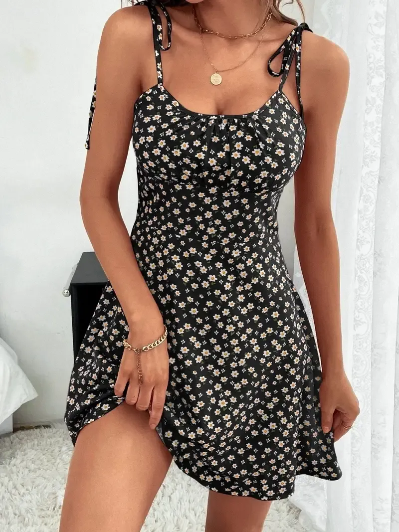 Dorothy - Vacation Sleeveless Floral Print Cami Dress