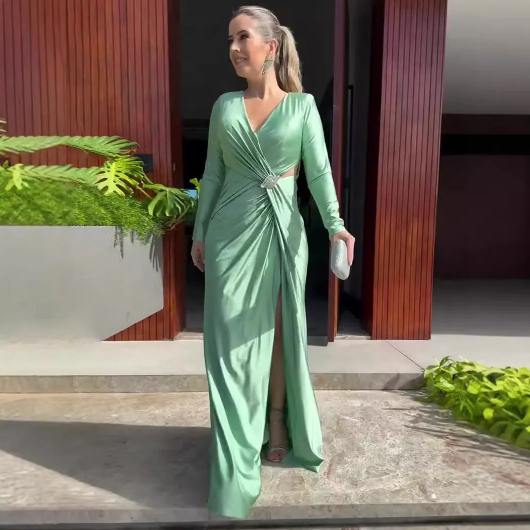 Elegant Long-Sleeve Wrap Maxi Dress with V-Neckline and Side Slit
