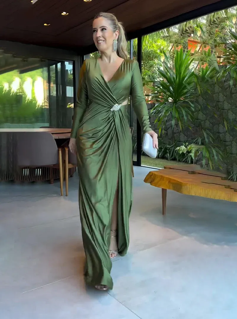 Elegant Long-Sleeve Wrap Maxi Dress with V-Neckline and Side Slit