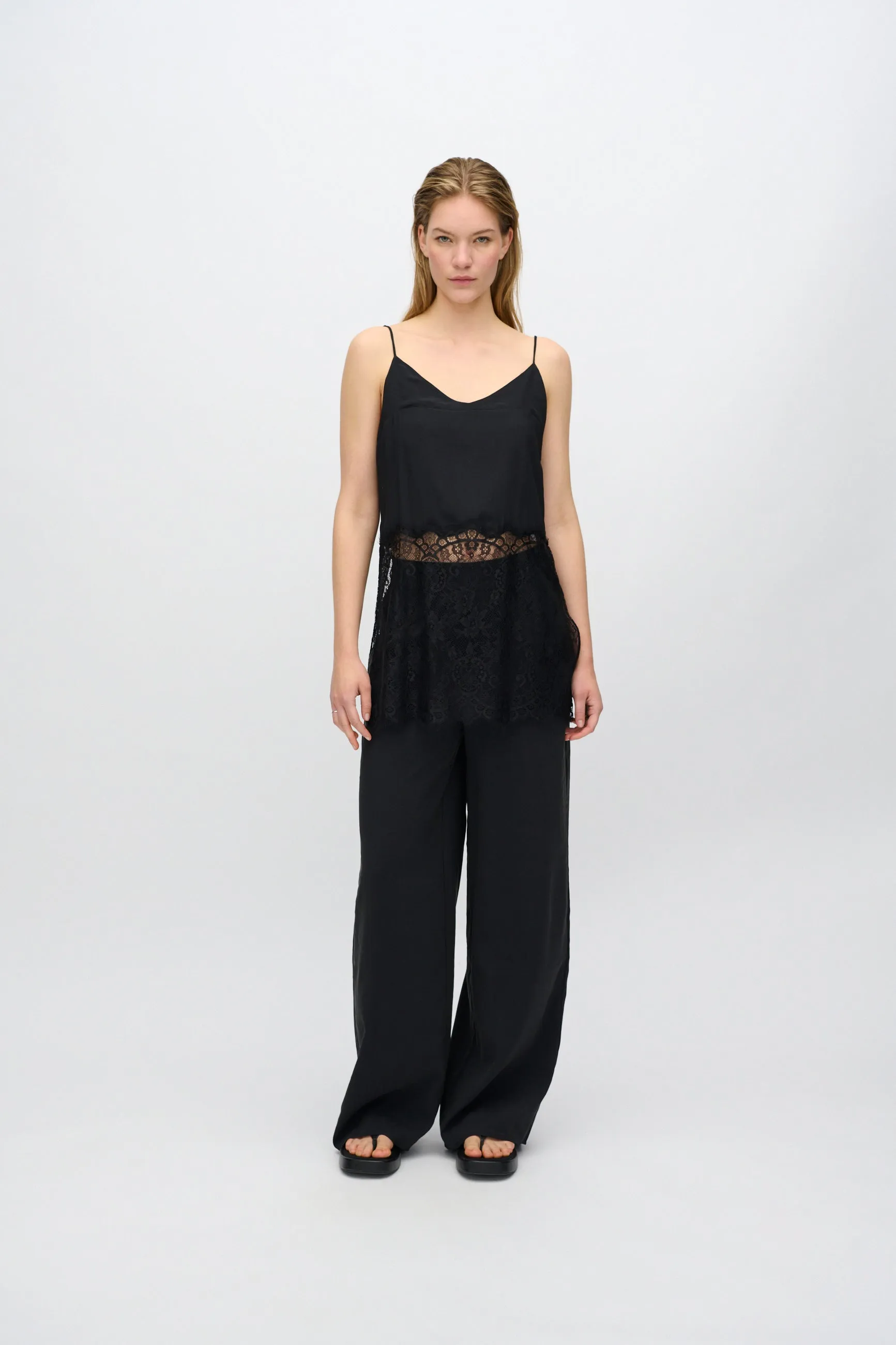 Elia top with lace 4257 - Black
