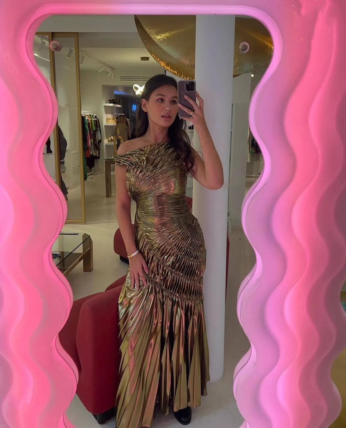 Glamorous Sleeveless Shiny Pleated Long Evening Gown