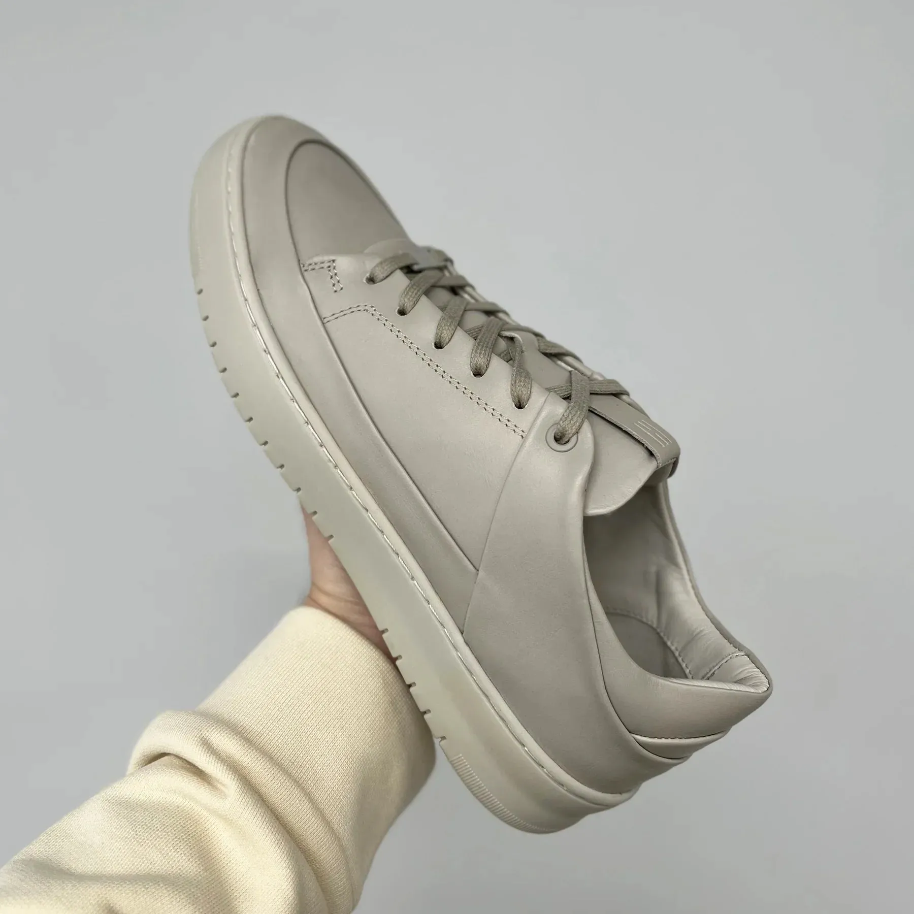 Hinson Bennet P4 Low Beige Leather
