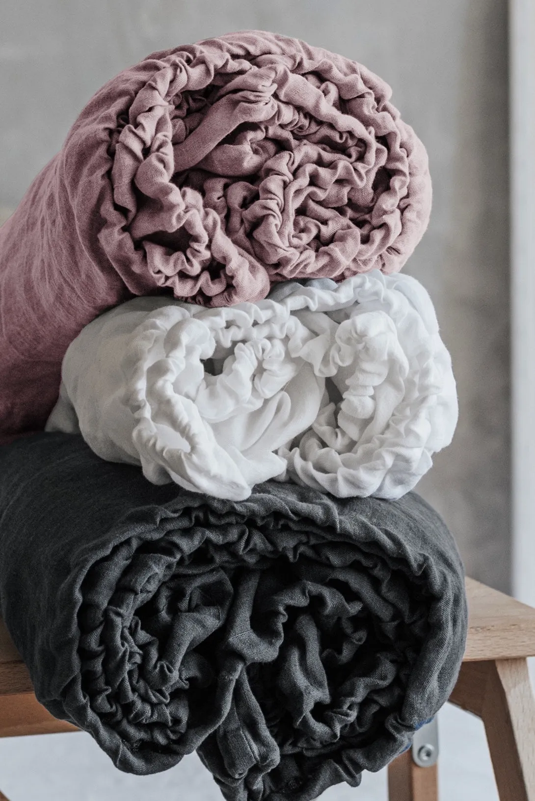 Linen fitted sheet - pink