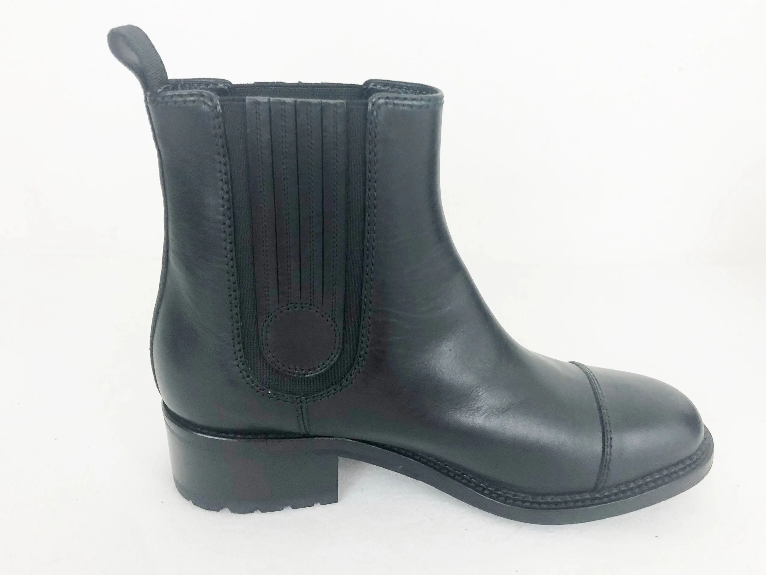 NEW Chanel Chelsea Boots Size 37 It (7 Us)