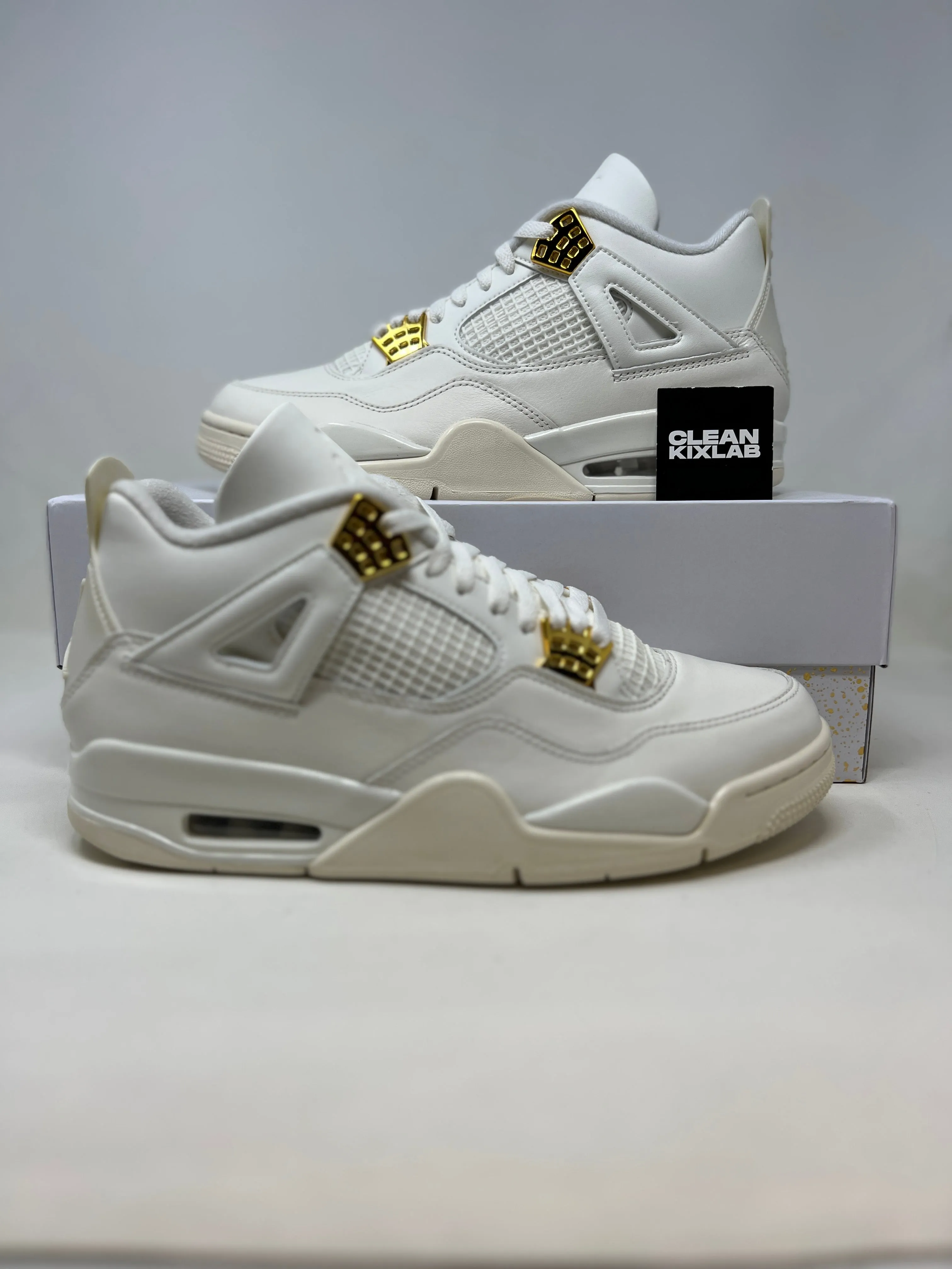 Nike Air Jordan 4 'Metallic Gold' WMNS