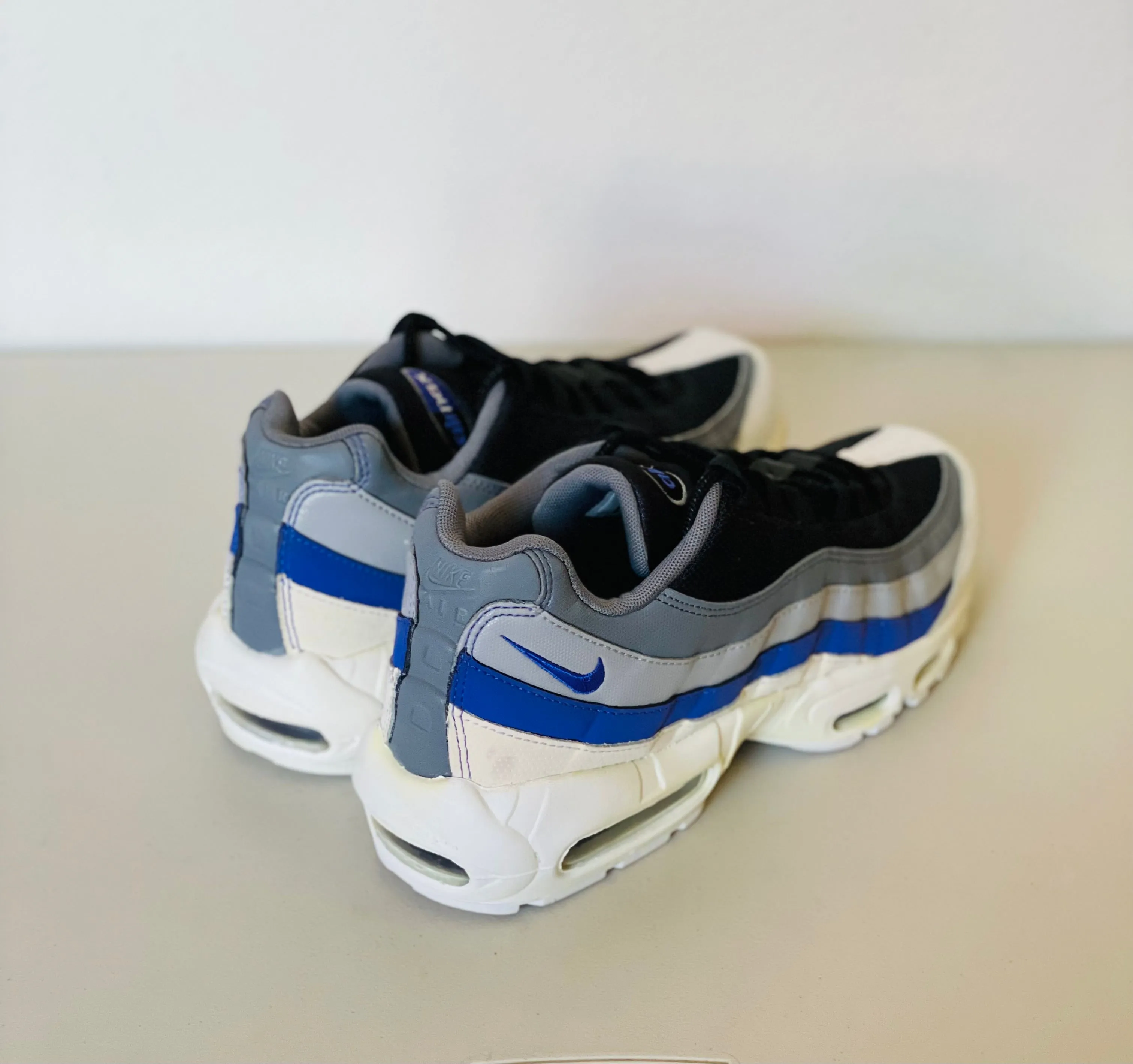 Nike Air Max 95 Premium Mens White/Persian Violet