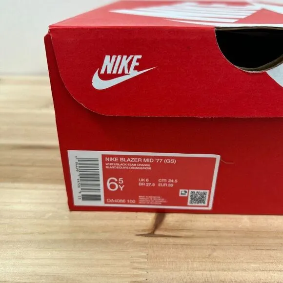 Nike Blazer Mid '77 GS Vintage sneakers kids Youth 6.5 White Black NEW in Box