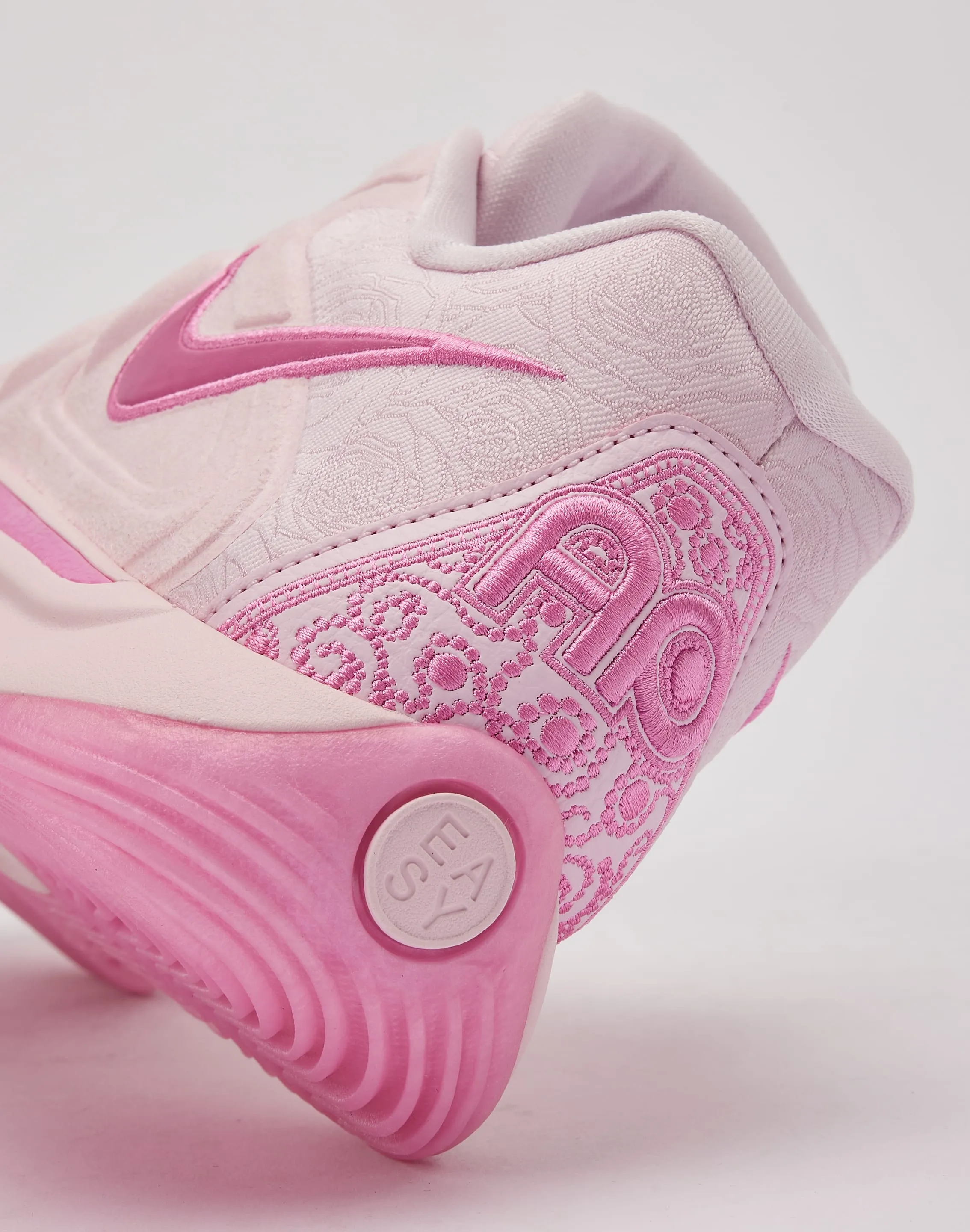 Nike KD17 'Aunt Pearl'