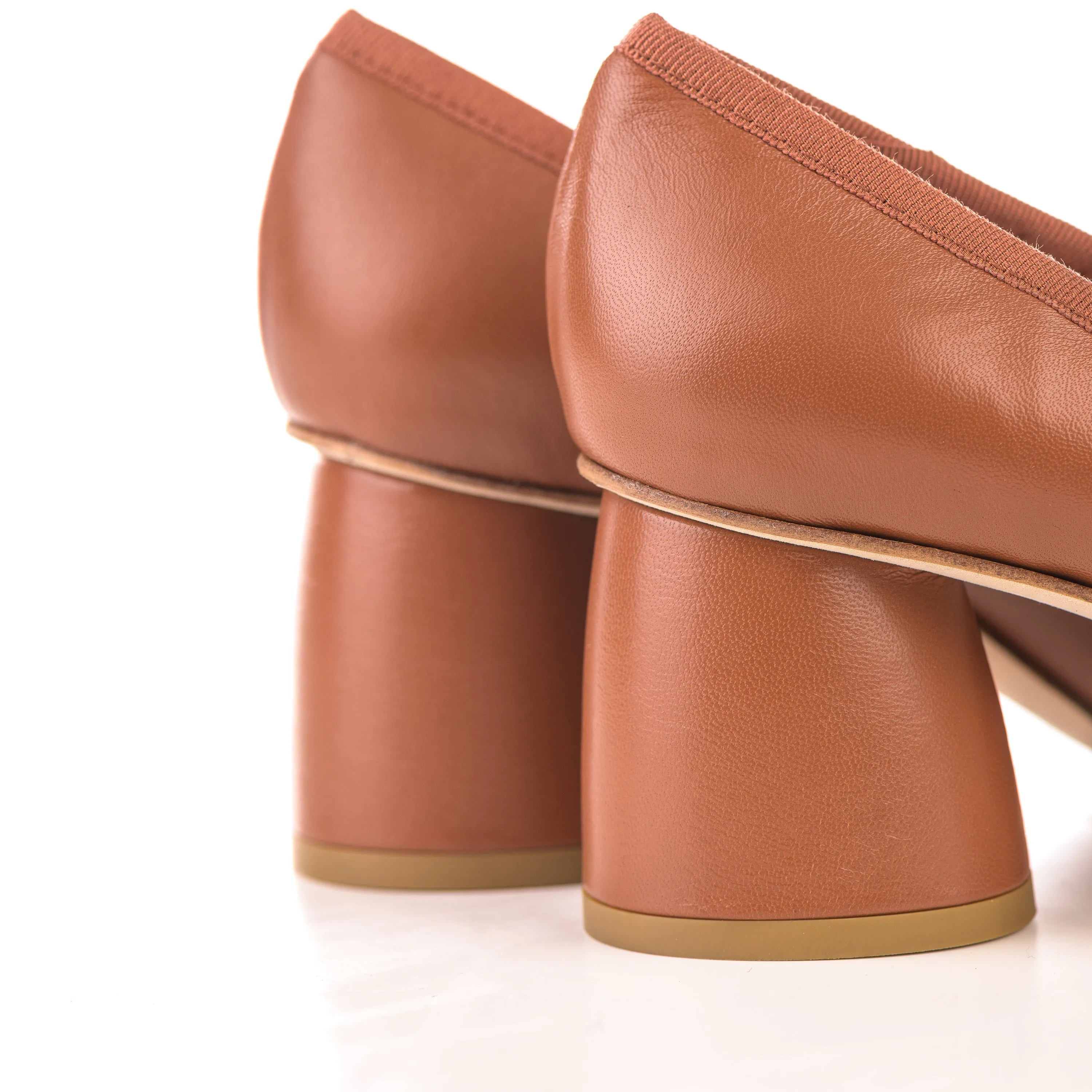 Rum leather pump ballet flats with high heel