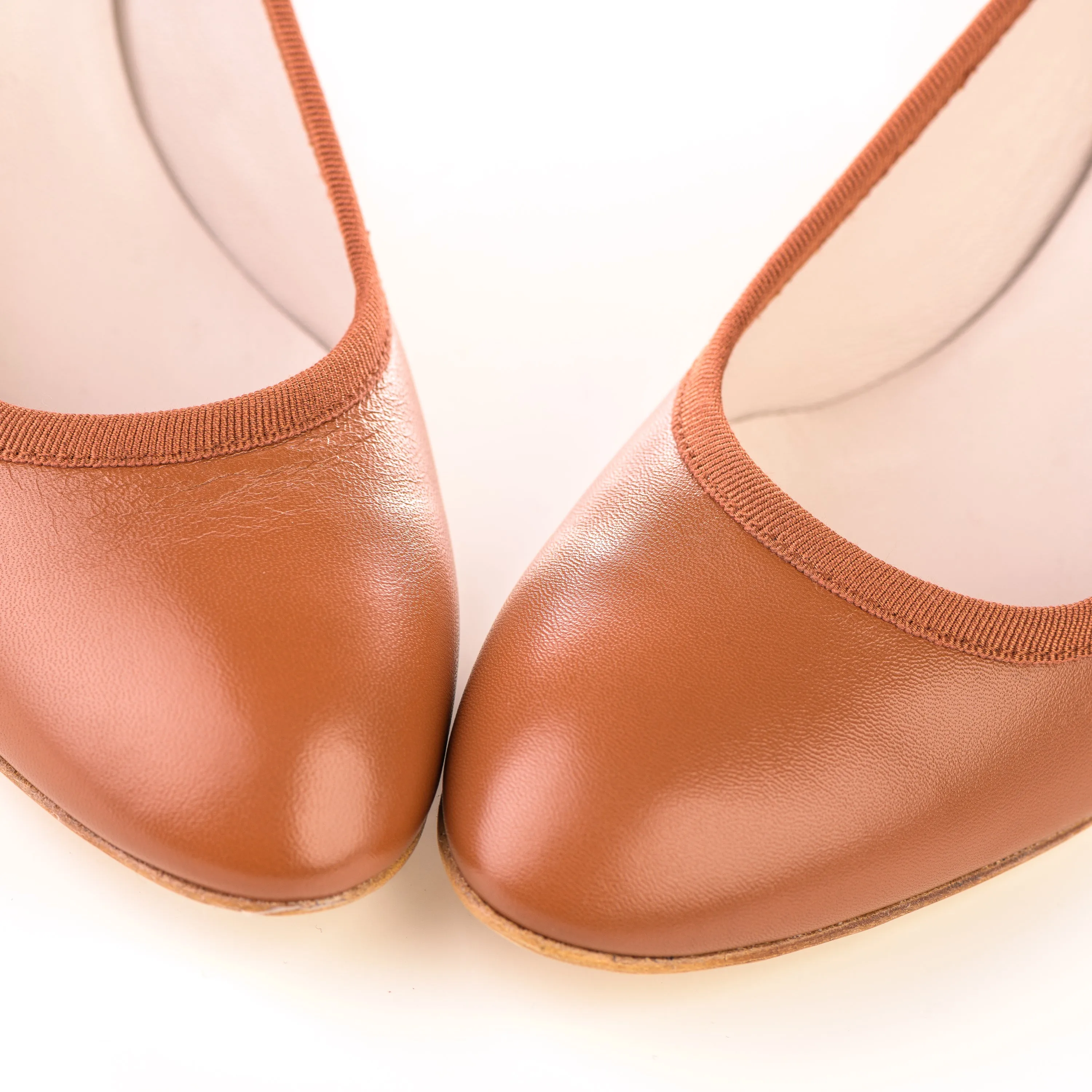Rum leather pump ballet flats with high heel