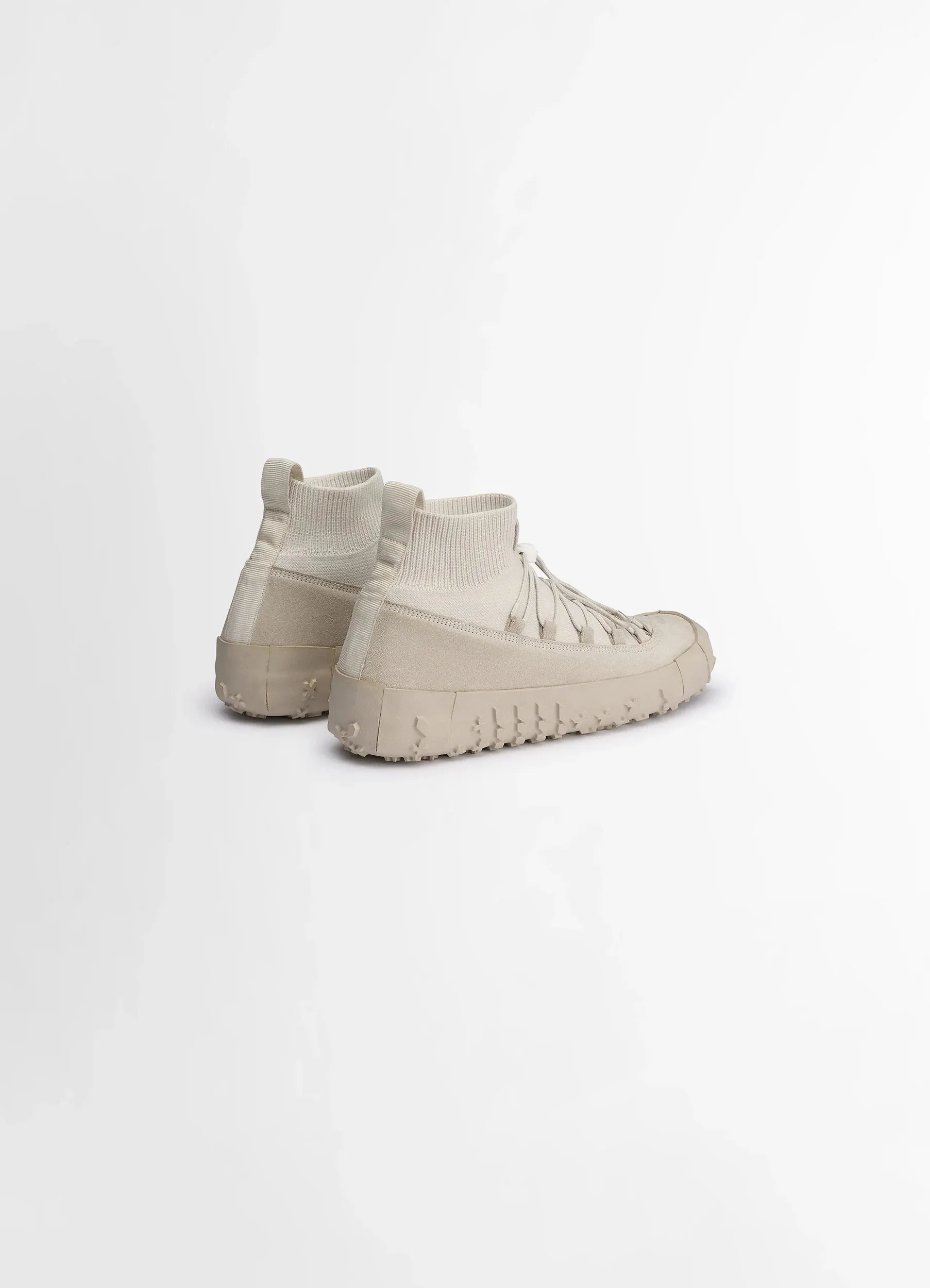 VIBRAM WRAP ON SNEAKERS