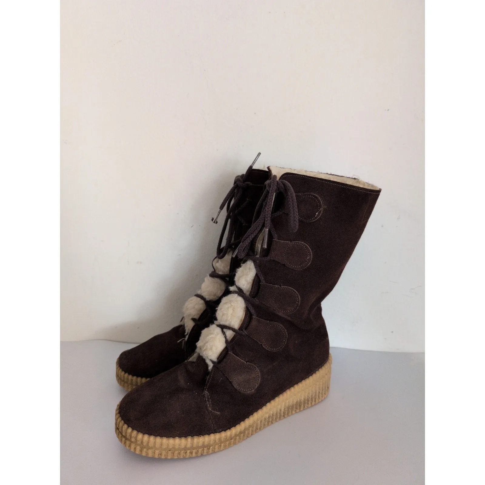 Vintage 70s Winter Boots Ladies Brown Suede   Shearling Size 9